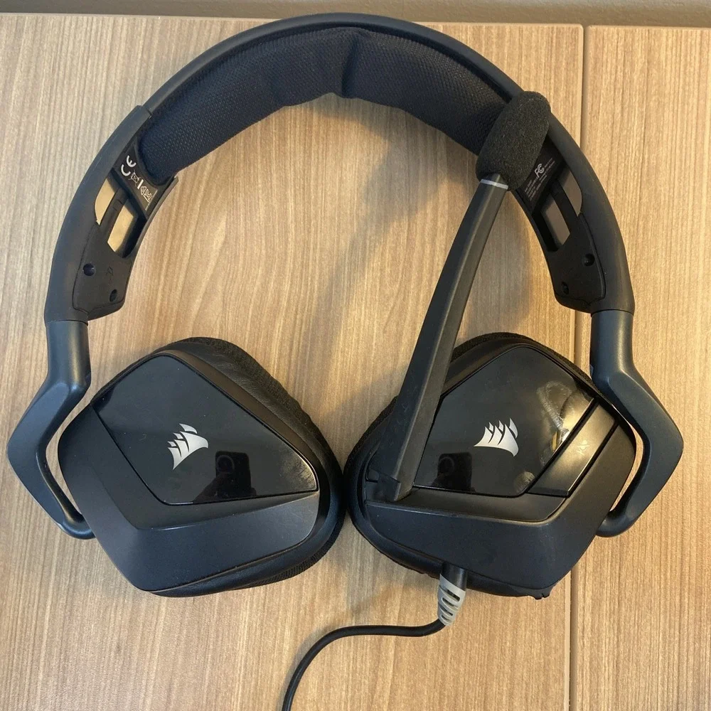 Corsair Can Ices-3‎ USB RGB Wired Gaming Headset Headphones RDA0001 Microphone